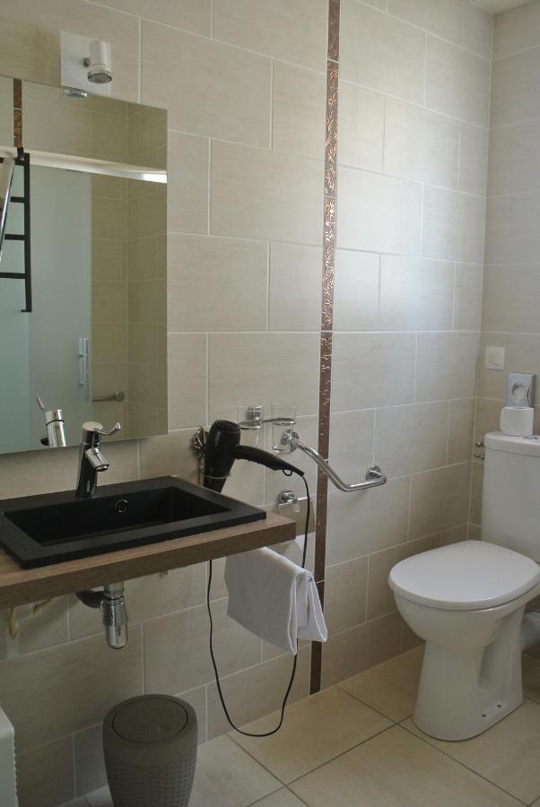 Hotel Primavera Saint-Palais-sur-Mer Ngoại thất bức ảnh