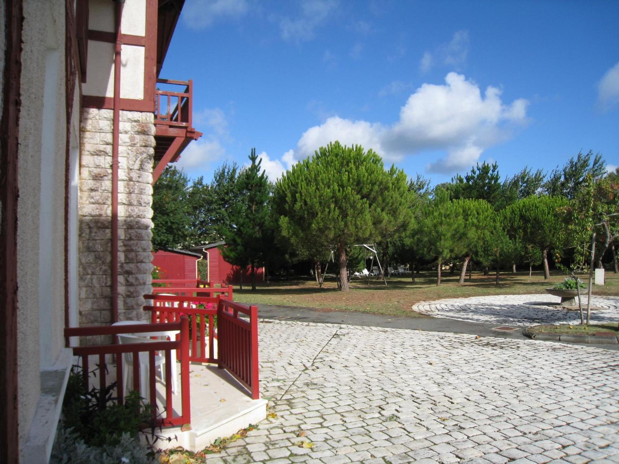Hotel Primavera Saint-Palais-sur-Mer Ngoại thất bức ảnh